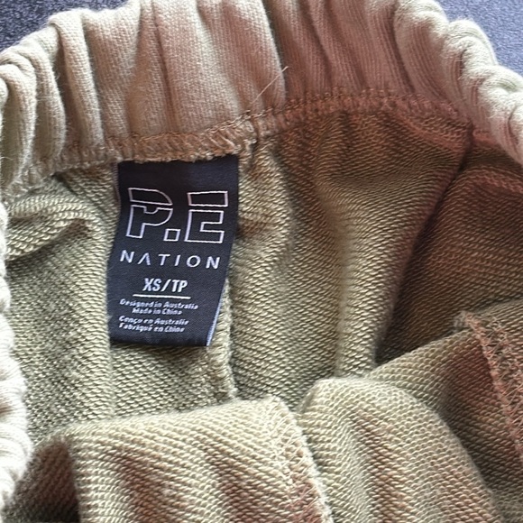 P.E Nation Australia Sweatshorts Green Size XSmall - Picture 3 of 5